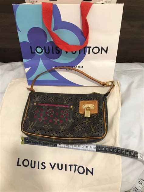 louis vuitton pochette limited edition|louis vuitton pochette wallet.